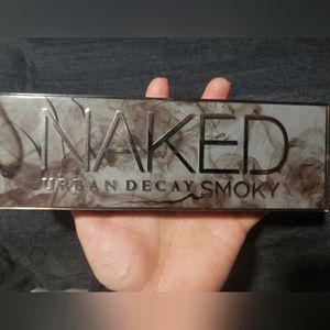 Naked smoky palette